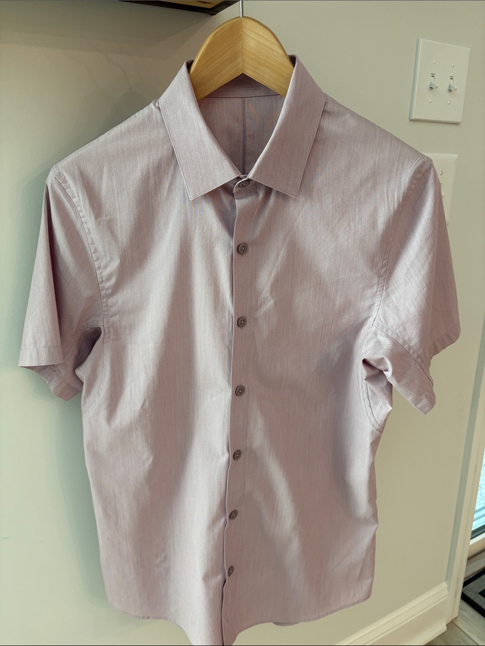 Lululemon Men's Short-Sleeve Dress Shirt - Light Lavender